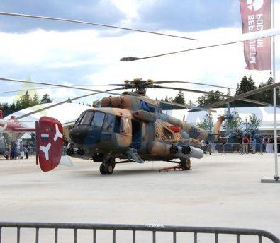 Вертолет МЧС на выставке